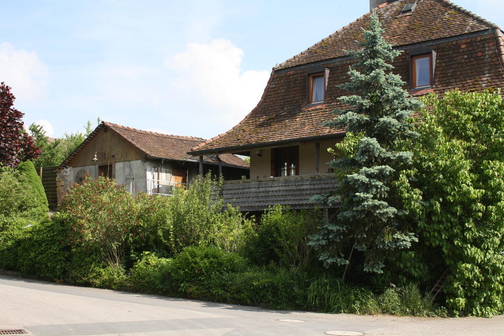 Villa Ofenhaus Murten Habitación foto